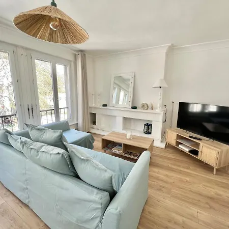 Gj Escapes - Le De Notre-dame - Au Coeur De La Vieille * ブローニュ・シュル・メール